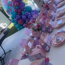 Load image into Gallery viewer, Barbie Spa Party Treat Favour Boxes