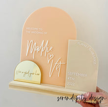 Load image into Gallery viewer, Welcome to Wedding Table Sign